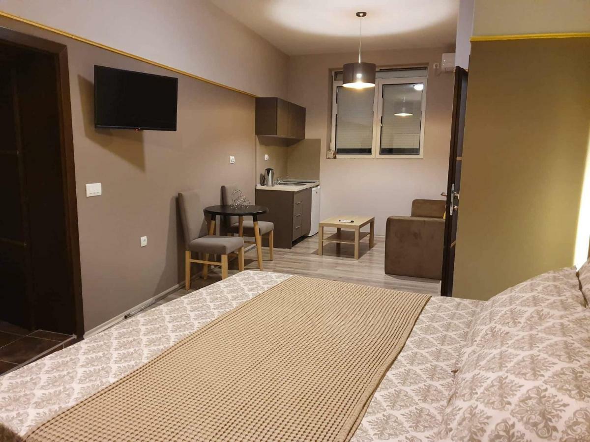 Apartments Tanes Охрид Екстериор снимка